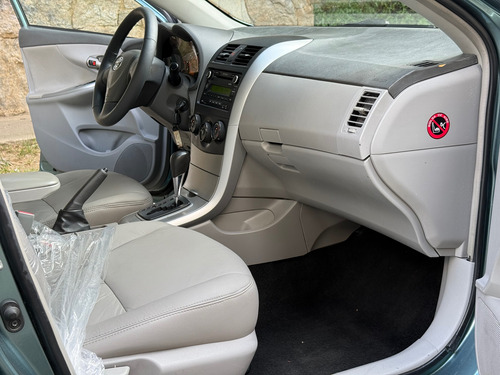 Toyota Corolla Xei Automático 2010