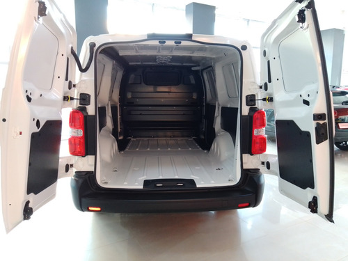 Imagen 10 de 15 de Citroën Jumpy 1.6 L3 Hdi 115 Business