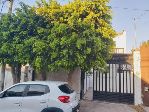 Casa En Venta En Lázaro Cárdenas, Querétaro