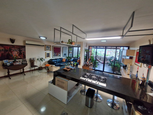 Townhouse De Oportunidad En Lomas Del Este-sl