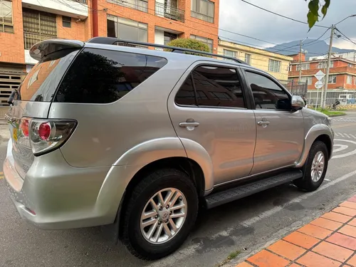 Toyota Fortuner 2.7l 4x2