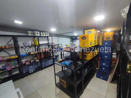 Local En Venta En El Ccct Jr