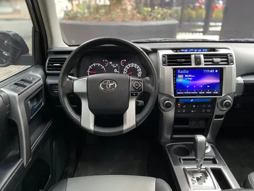 Toyota 4Runner SR5