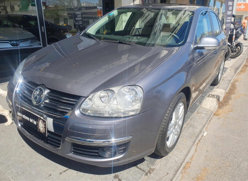 Volkswagen Vento 2.5 Advance Tiptronic 170cv