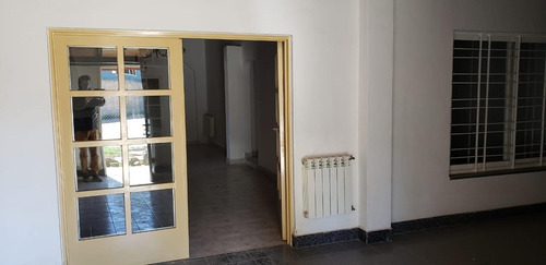 Imagen 22 de 30 de Alquilo Predio 6500 M2 Galpón 1900 M2 300 M2 Oficin Neuquen