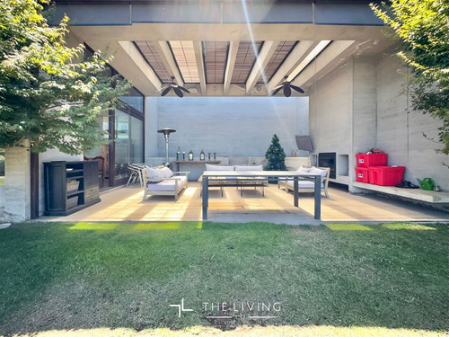 Venta Increible Casa 6d 5b Quincho Domotica Valle Escondido