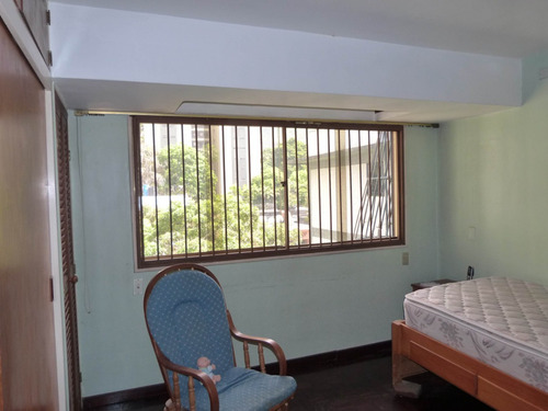 Apartamento En Venta Santa Eduvigis Lb25-1254