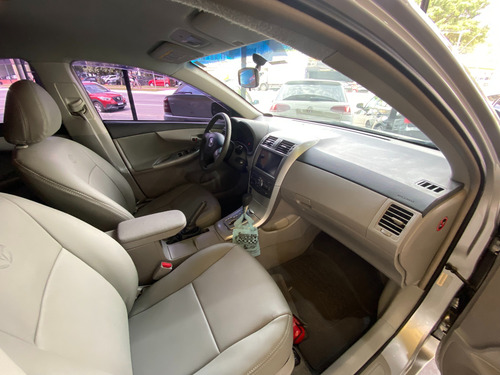 Toyota Corolla 1.8 16v Gli Flex Aut. 4p