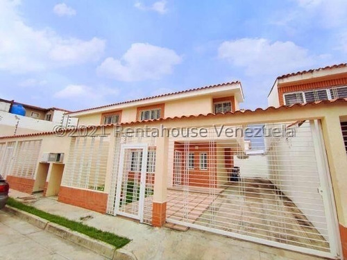 Imagen 1 de 15 de Town House En Venta Los Girasoles Maracay 22-3097 Wjo