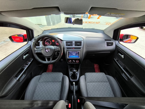Volkswagen Fox Volkswagen Fox 1.0 MPI Trendline (Flex)