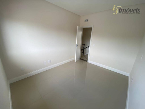 Imagem 24 de 29 de Sobrado À Venda - Alto Padrão Acabamento - Com 1 Suíte + 2 Dormitórios - Fazenda - Itajaí/sc - So0121