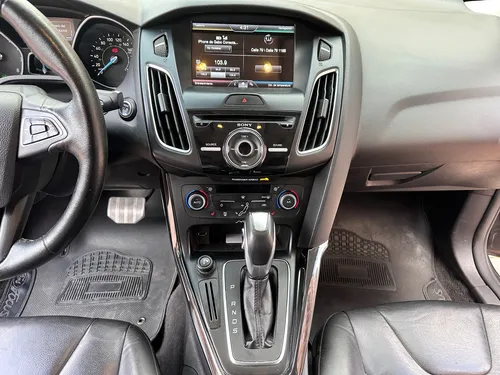 Ford Focus 2.0 Titanium