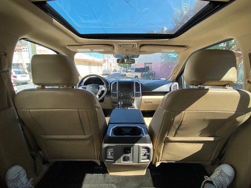 Imagen 9 de 15 de Ford Lobo Lariat 2015