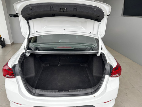 Chevrolet Onix 4p LS L3/1.0/T Aut