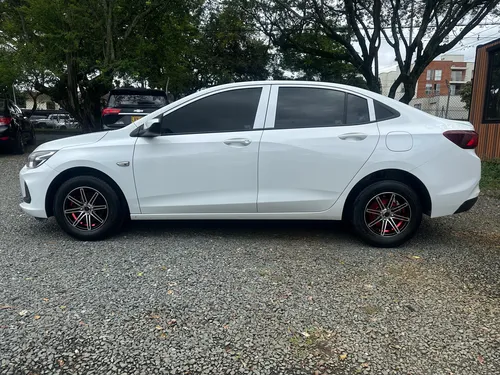 Chevrolet Onix 1.0T