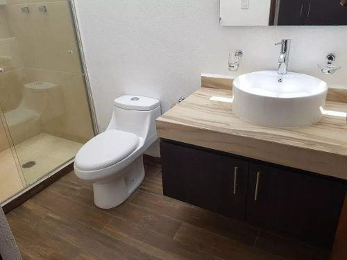 Imagen 8 de 14 de Preciosa Residencia En Renta - Villas Del Mesón, Una Planta, 500 M2. Luxury
