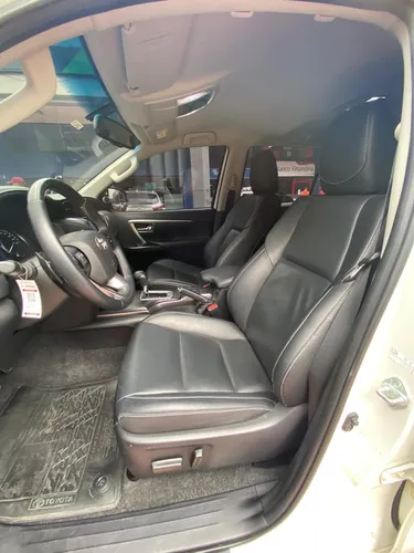 Toyota Fortuner Srv 2022 4000cc 4x4 Aut