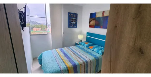Hermoso Apartamento Como Nuevo, Fresco Y Con Una Espectacular Vista.