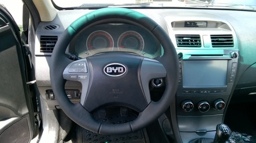 Tapizado Forrado Volante En Cuero Genuino