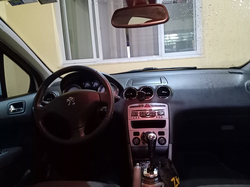 Acura 308 Allure Allure 2.0 Aut.