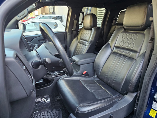 Nissan Frontier 4.0 Pro-4x V6 4x4 At