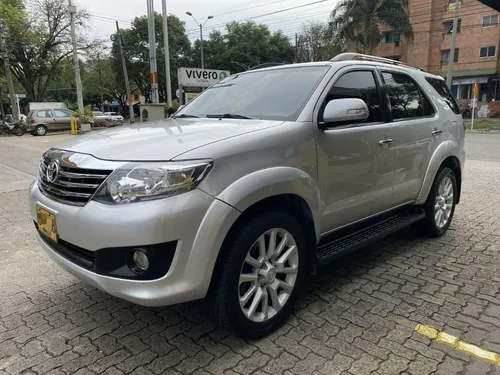 Toyota Fortuner 2.7l 4x2