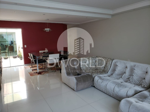 Imagem 2 de 21 de Amplo Sobrado - Bairro Tranquilo! - Ca00194 - 69305946