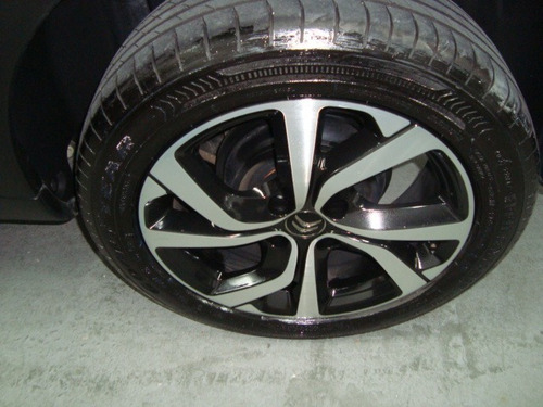Citroën C4 Cactus 1.6 Feel Pack 16v Aut. 5p