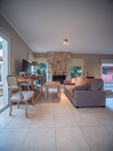 Casa En Venta, El Quimilar