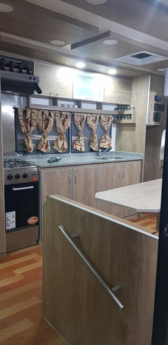 Imagen 9 de 15 de Casa Rodante 6 Metros De Lujo Con Frenos. Unidades A Pedido.