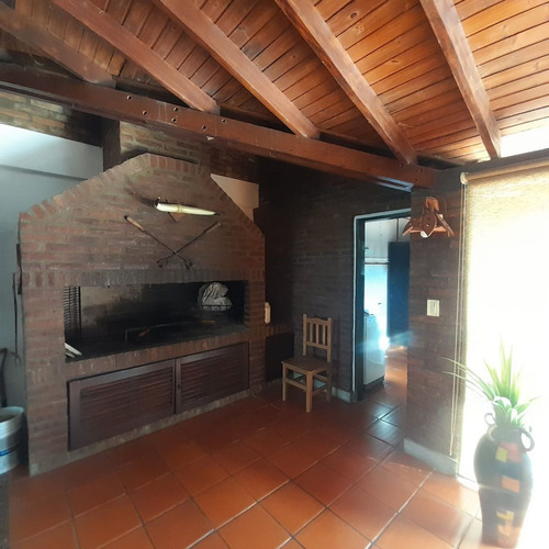 Se Vende Casa En Pergamino Con Pileta