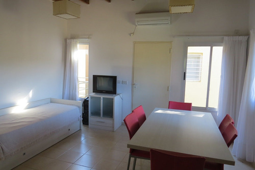 Imagen 3 de 13 de Departamento En Venta En Pinamar , Nueva Zona Duplex. Balcon Parrilla