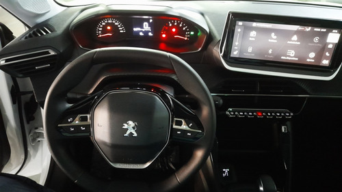 Imagen 10 de 16 de Peugeot 208 Active 1.6 Tiptronic- Pm