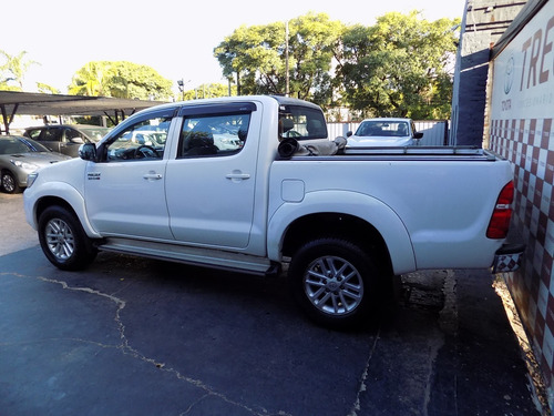 Toyota Hilux Srv 4x2 2014