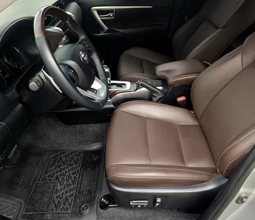 Toyota Fortuner 2.7l Mid