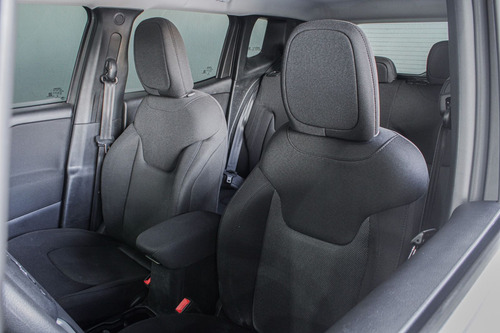 Jeep Renegade Sport 1.8 4x2 Flex 16V Aut.