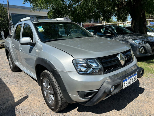 Renault Duster Oroch 2.0 Outsider Plus