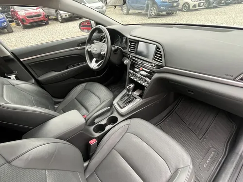 Hyundai Elantra 2.0 Limited Tech Navi At