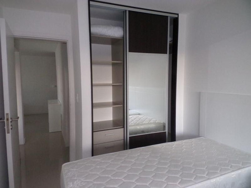Apartamento En Alquiler Por Temporada De 2 Dormitorios En Playa Brava