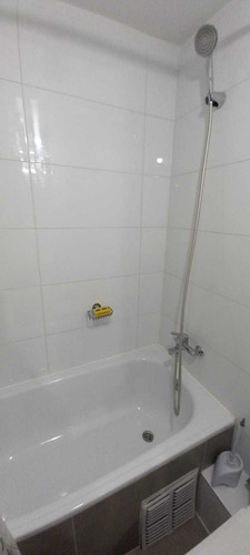 Se Vende Depto De 2d, 2b Y 1 Estac. En Macul (99922)