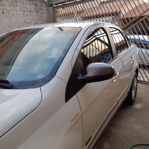 Imagem 3 de 5 de Lavagem Automotiva