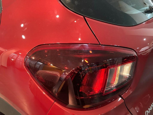 Imagen 11 de 24 de Renault Kwid Outsider Ds
