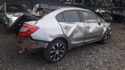 Imagem 3 de 11 de Sucata Honda Civic 2.0 2016 Flex - Rs Auto Peças Farroupilha