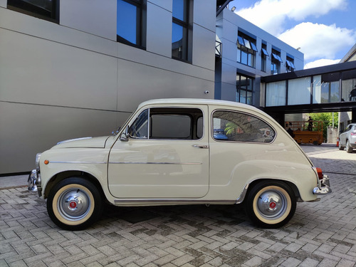 Fiat 600 Berlina