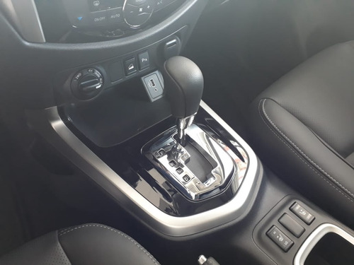 Nissan Frontier Le 4x4 At