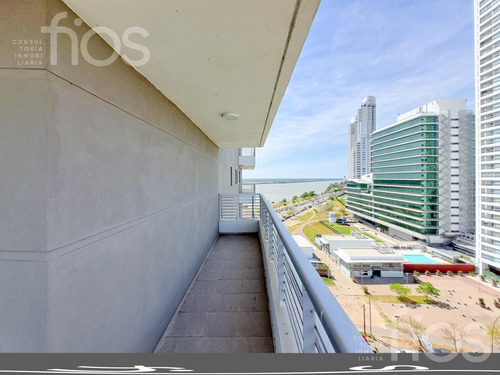 Venta Departamento De Dos Dormitorios Con Balcon, Cochera Y Amenities En Puerto Norte