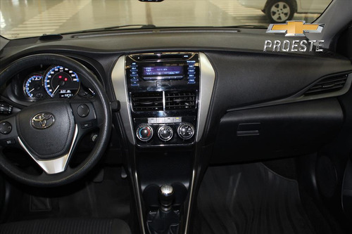 Toyota Yaris 1.5 16V FLEX SEDAN XLS MULTIDRIVE