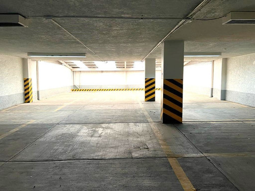 Edificio En Renta En Ciudad Satélite, Naucalpan De Juárez
