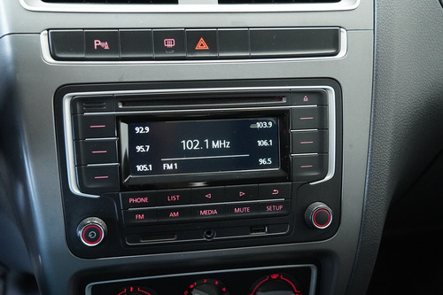 Volkswagen Fox 1.6 MSI COMFORTLINE 8V FLEX 4P MANUAL