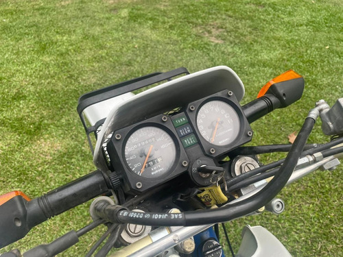 Imagen 3 de 6 de Suzuki Dr 350
